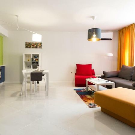 Pop Your Colors - Funky And Modern 1Bdr Apt By Flat Mаnager Plovdiv Esterno foto