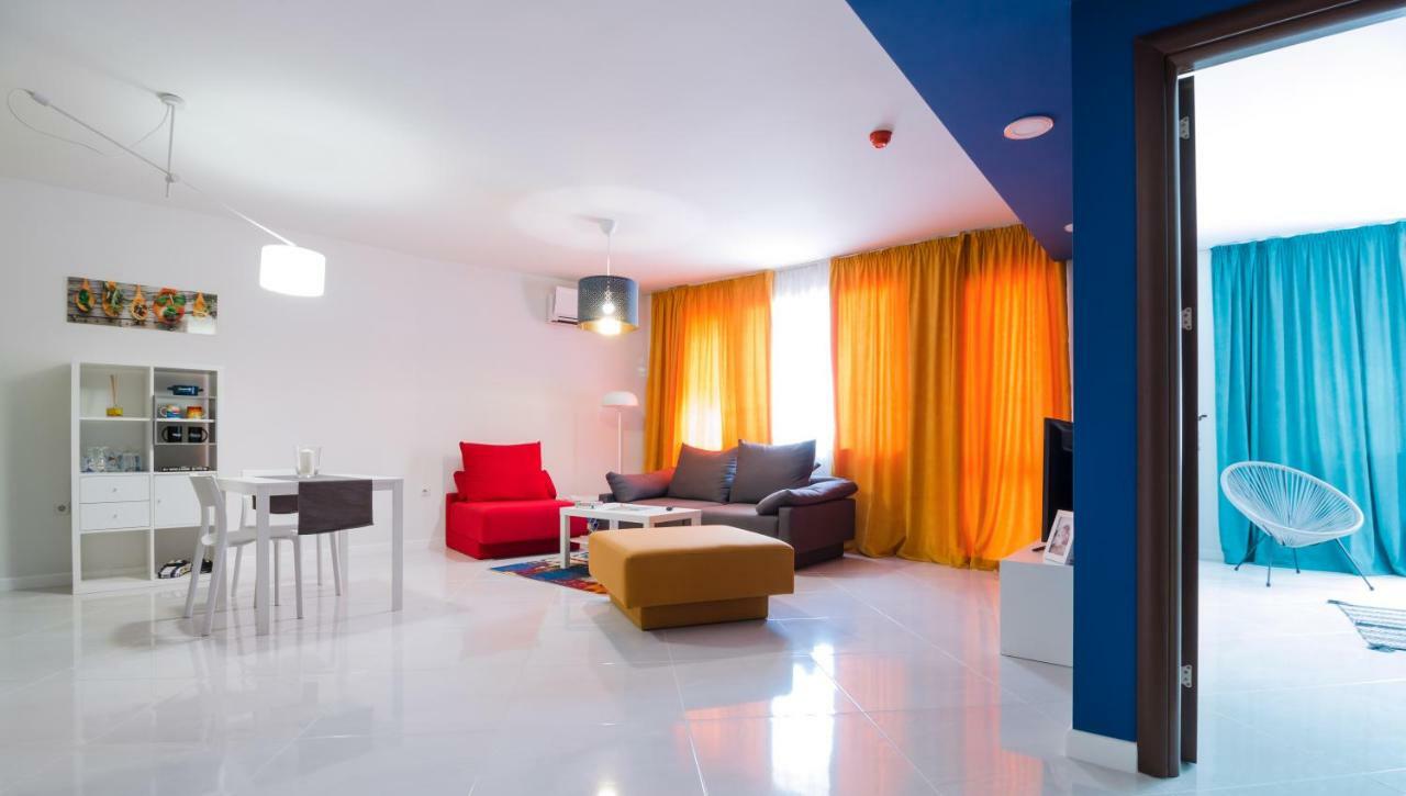 Pop Your Colors - Funky And Modern 1Bdr Apt By Flat Mаnager Plovdiv Esterno foto