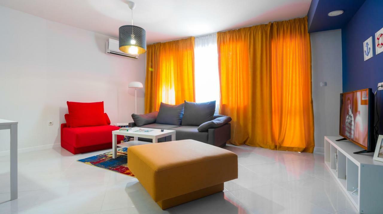 Pop Your Colors - Funky And Modern 1Bdr Apt By Flat Mаnager Plovdiv Esterno foto